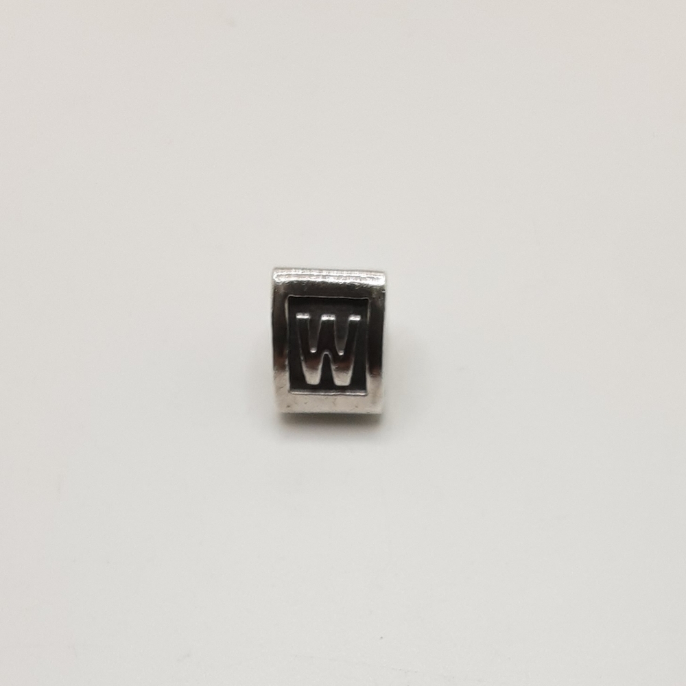 ■SOLD■ Authentic PANDORA  Alphabet Letter "W" Charm